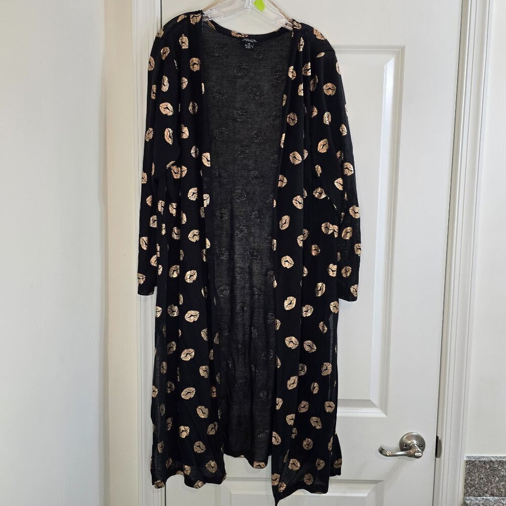 Rouge Duster - Black with Gold Lips Print - Picture 1 of 6